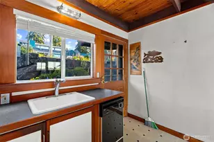320 73rd Ave NE, Olympia, WA 98506 - Photo 8