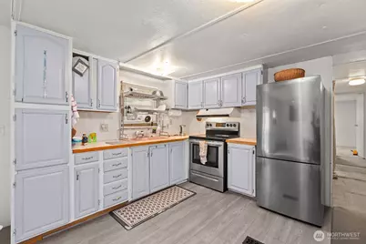31813 21st Avenue SW #27, Federal Way, WA 98023 - Photo 6