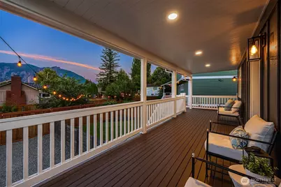 8734 Falls Avenue SE, Snoqualmie, WA 98065 - Photo 30