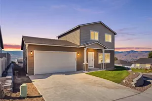 1948 N Mineral Pl, East Wenatchee, WA 98802 - Photo 1