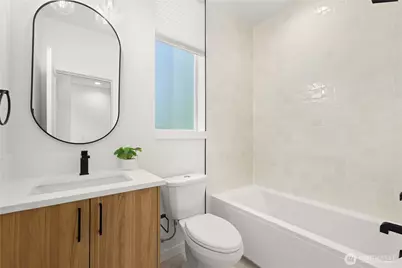 955 N 35th Street, Seattle, WA 98103 - Photo 20