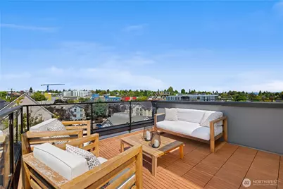 955 N 35th Street, Seattle, WA 98103 - Photo 22