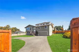 809 19th Ave SW, Puyallup, WA 98371 - Photo 2