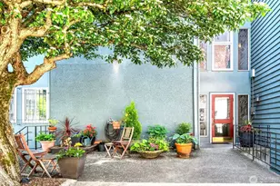 75 E Lynn St, Seattle, WA 98102 - Photo 2
