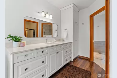 916 18th Avenue W, Kirkland, WA 98033 - Photo 24