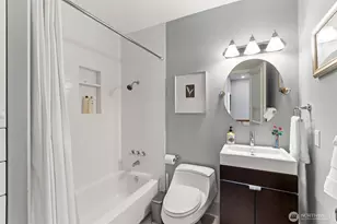 916 18th Ave W, Kirkland, WA 98033 - Photo 20