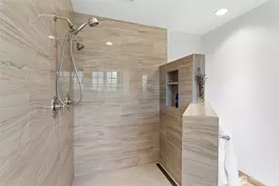 916 18th Ave W, Kirkland, WA 98033 - Photo 26
