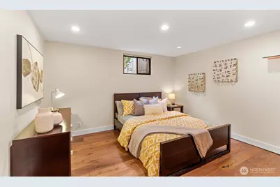 916 18th Avenue W, Kirkland, WA 98033 - Photo 34