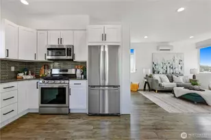 5560 15th Ave S, Seattle, WA 98108 - Photo 8