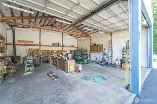 2196 N Bluff Rd, Greenbank, WA 98253 - Photo 24