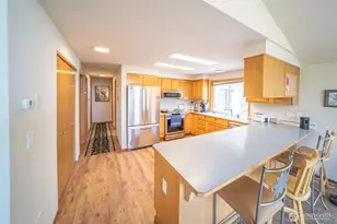 2196 N Bluff Rd, Greenbank, WA 98253 - Photo 8
