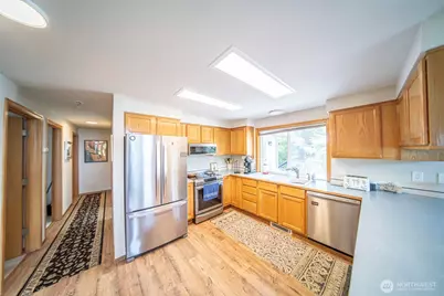 2196 N Bluff Road, Greenbank, WA 98253 - Photo 10