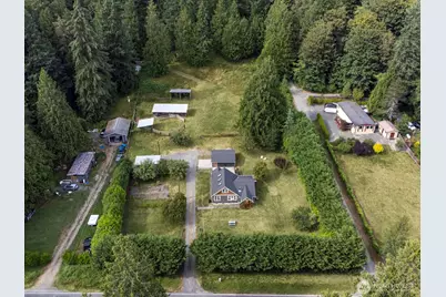 6827 Lakewood Road, Stanwood, WA 98292 - Photo 2