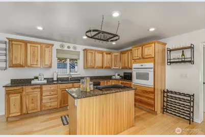 6827 Lakewood Road, Stanwood, WA 98292 - Photo 8