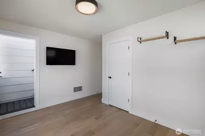 1129 NW 61st #B, Seattle, WA 98107 - Photo 22