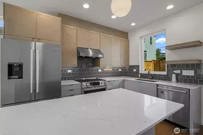 1129 NW 61st #B, Seattle, WA 98107 - Photo 6