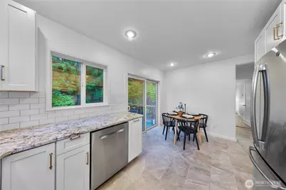 137 33rd Street, Bellingham, WA 98225 - Photo 14