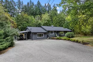 1229 12th Ct, Fox Island, WA 98333 - Photo 2