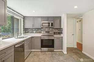 16531 NE 98th Ct, Redmond, WA 98052 - Photo 14
