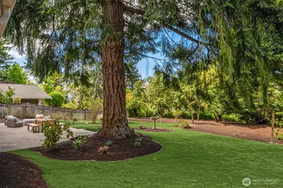 2805 124th Place NE, Bellevue, WA 98005 - Photo 34