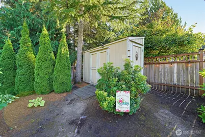 21002 81st Avenue Ct E, Spanaway, WA 98387 - Photo 34