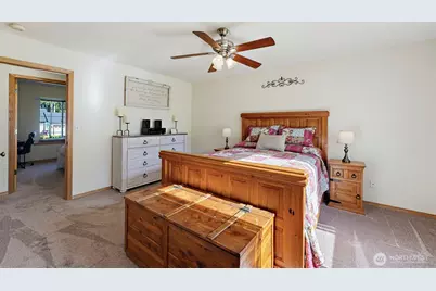 21002 81st Avenue Ct E, Spanaway, WA 98387 - Photo 18