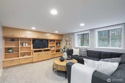 431 Smith Street, Seattle, WA 98109 - Photo 16