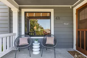 431 Smith St, Seattle, WA 98109 - Photo 2