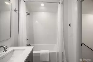 5984b 26th Ave SW, Seattle, WA 98106 - Photo 14