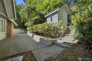 14018 SE 51st Pl, Bellevue, WA 98006 - Photo 4
