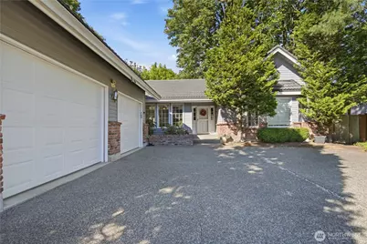 14018 SE 51st Place, Bellevue, WA 98006 - Photo 2