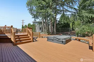 13604 SE 1st St, Bellevue, WA 98005 - Photo 28