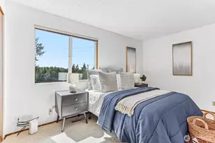 13604 SE 1st St, Bellevue, WA 98005 - Photo 16