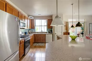 8210 Vashon Dr NE, Lacey, WA 98516 - Photo 10