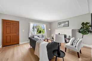 1047 NE 98th St, Seattle, WA 98115 - Photo 6