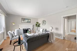 1047 NE 98th St, Seattle, WA 98115 - Photo 4