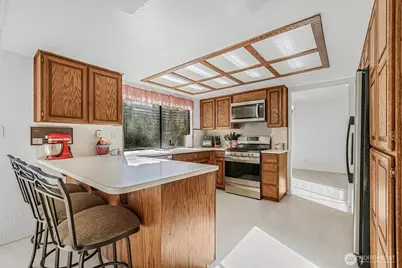 15255 206th Avenue SE, Renton, WA 98059 - Photo 10