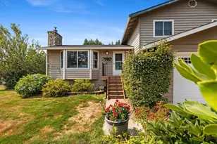 1703 147th St NW, Marysville, WA 98271 - Photo 2