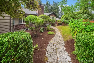 1305 233rd Street SE, Bothell, WA 98021 - Photo 2