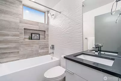 6747 15th Avenue NW, Seattle, WA 98117 - Photo 22