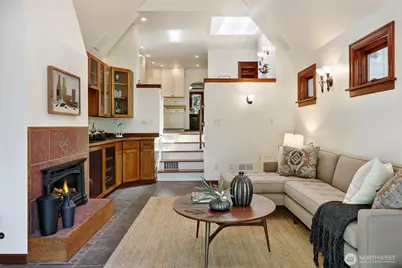 7515 Mary Avenue NW, Seattle, WA 98117 - Photo 16