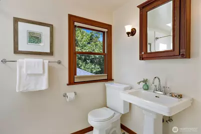 7515 Mary Avenue NW, Seattle, WA 98117 - Photo 20
