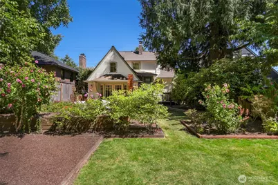 7515 Mary Avenue NW, Seattle, WA 98117 - Photo 26