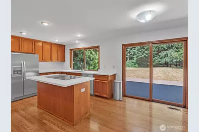 18630 NE 194th Street, Woodinville, WA 98077 - Photo 4