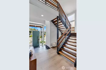 10052 NE 196th Place, Bothell, WA 98011 - Photo 18
