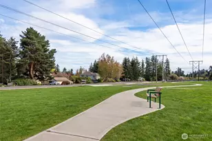 10215 135th Cir NE, Kirkland, WA 98033 - Photo 22