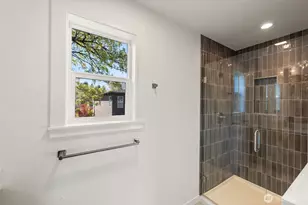 10215 135th Cir NE, Kirkland, WA 98033 - Photo 16
