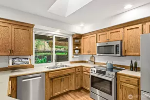 2043 215th Pl SW, Brier, WA 98036 - Photo 14