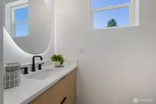 726 N 89th St, Seattle, WA 98103 - Photo 20