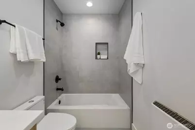 726 N 89th Street, Seattle, WA 98103 - Photo 28